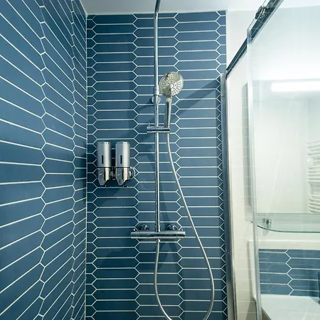 Le Lion - Plain-pied, Wifi, Yt Premium - 2rfhomes 아파트 *